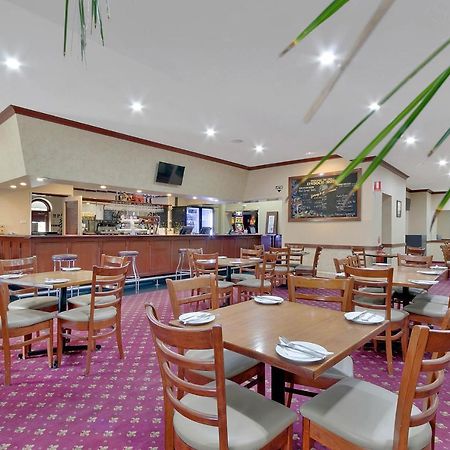 Lyndoch Hotel Bagian luar foto